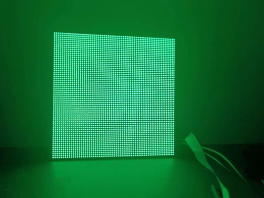 pantallas LED de exterior a todo color resistentes al agua con módulos LED de alta tasa de actualización P3.076
